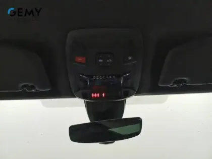 Photo 15 Peugeot 508  SW Hybrid 225 e-EAT8