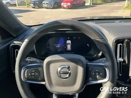 Photo 10 Volvo Xc40  Recharge 231 ch 1EDT