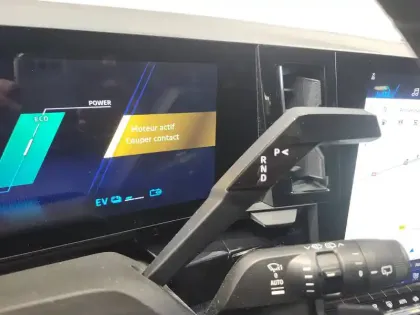 Photo 14 Renault Austral  full hybrid E-Tech 200 ch