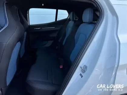 Photo 13 Volvo Ex30  Single 272 ch 1EDT