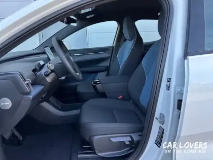 Photo 9 Volvo Ex30  Single 272 ch 1EDT