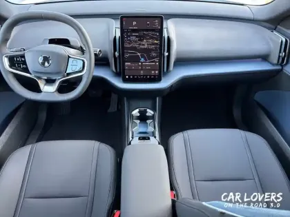 Photo 16 Volvo Ex30  Single 272 ch 1EDT