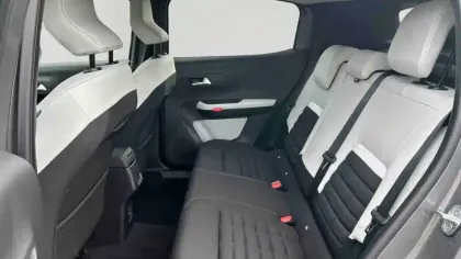 Photo 15 Citroën C3 Aircross  Hybride 145 e-DCS6