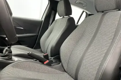 Photo 44 Peugeot 208  100 S&S BVM6