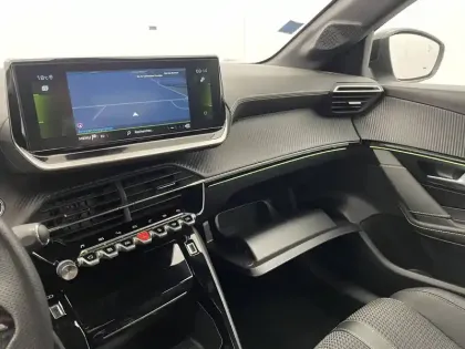 Photo 49 Peugeot 208  PureTech 100 S&S EAT8