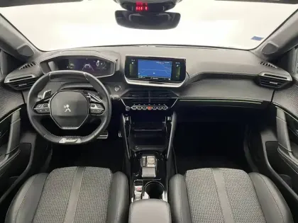 Photo 48 Peugeot 208  PureTech 100 S&S EAT8