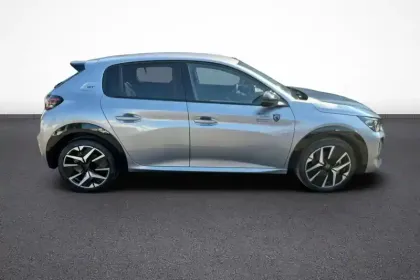Photo 37 Peugeot 208  Hybrid 100 e-DCS6