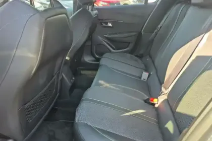 Photo 13 Peugeot 208  Hybrid 100 e-DCS6