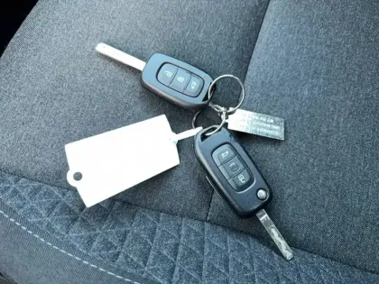 Photo 20 Renault Clio  E-Tech 140 - 21N