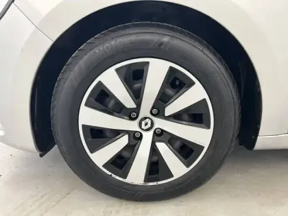 Photo 51 Renault Clio  TCe 90