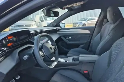 Photo 12 Peugeot 308  BlueHDi 130ch S&S EAT8