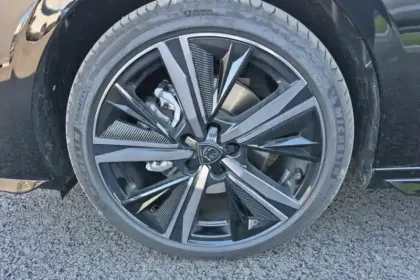 Photo 8 Peugeot 308  BlueHDi 130ch S&S EAT8