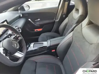 Photo 10 Mercedes Classe A  180 d 8G-DCT