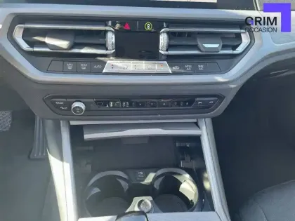 Photo 7 BMW Serie 3 318d 150 ch BVA8