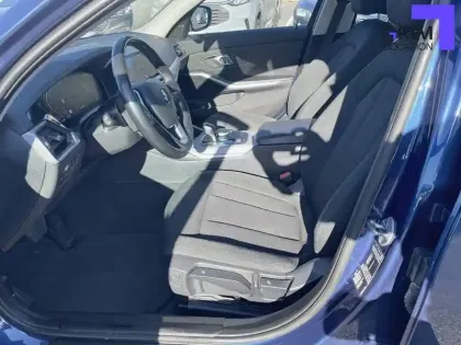 Photo 3 BMW Serie 3 318d 150 ch BVA8