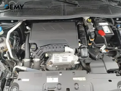 Photo 13 Peugeot 308  PureTech 130ch S&S BVM6