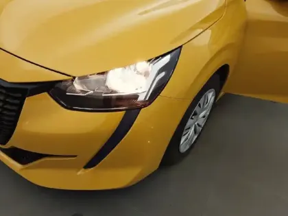 Photo 37 Peugeot 208  PureTech 75 S&S BVM5