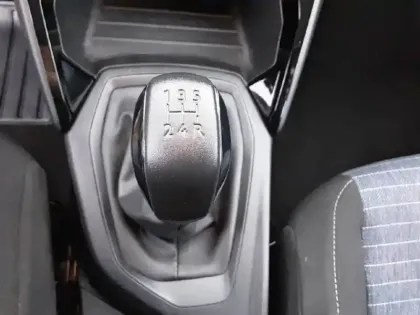 Photo 35 Peugeot 208  PureTech 75 S&S BVM5