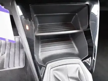 Photo 13 Peugeot 208  PureTech 75 S&S BVM5