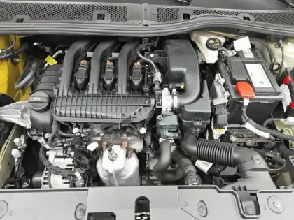 Photo 12 Peugeot 208  PureTech 75 S&S BVM5