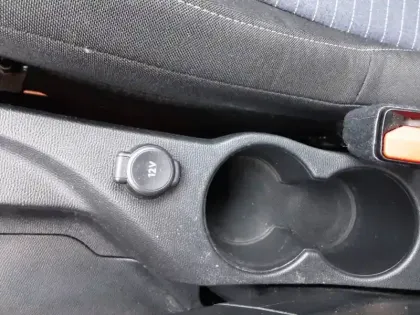 Photo 11 Peugeot 208  PureTech 75 S&S BVM5