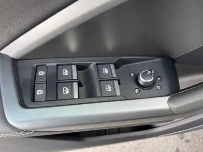 Photo 53 Audi Q3  35 TFSI 150 ch S tronic 7