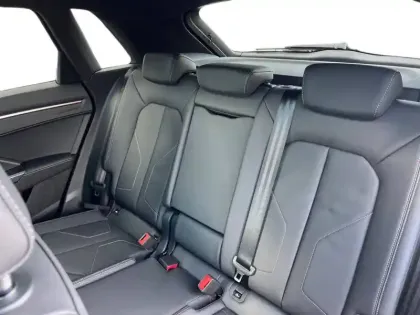 Photo 45 Audi Q3  35 TFSI 150 ch S tronic 7