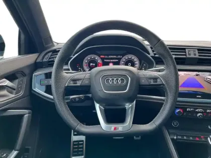 Photo 15 Audi Q3  35 TFSI 150 ch S tronic 7