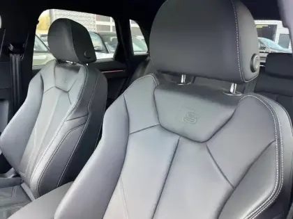 Photo 31 Audi Q3  35 TFSI 150 ch S tronic 7