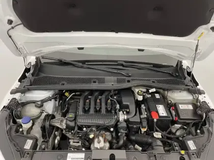 Photo 20 Peugeot 208  PureTech 75 S&S BVM5