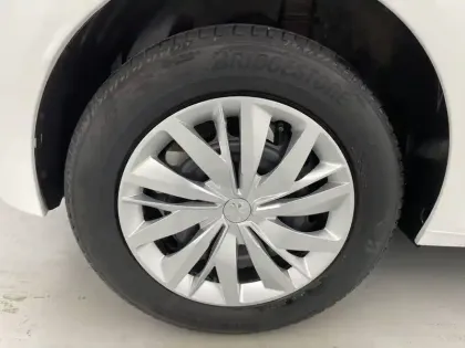 Photo 76 Peugeot 208  PureTech 75 S&S BVM5