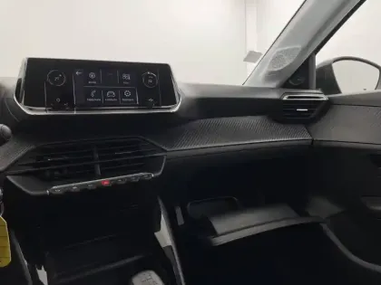 Photo 53 Peugeot 208  PureTech 75 S&S BVM5