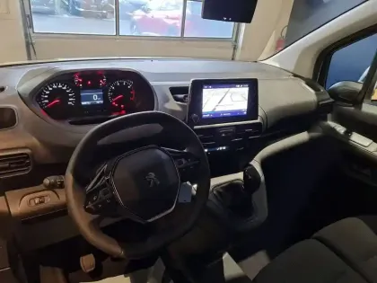 Photo 48 Peugeot Partner  FOURGON M 650 KG BLUEHDI 100 S&S BVM6