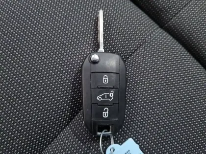 Photo 25 Peugeot Partner  FOURGON M 650 KG BLUEHDI 100 S&S BVM6