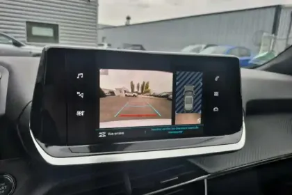 Photo 19 Peugeot 2008  Electrique 136 ch