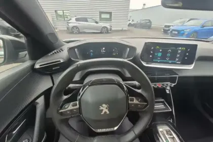 Photo 17 Peugeot 2008  Electrique 136 ch