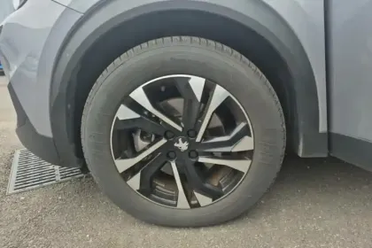 Photo 12 Peugeot 2008  Electrique 136 ch