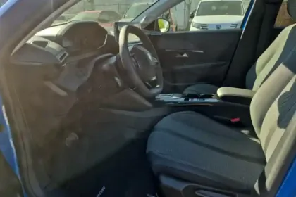 Photo 25 Peugeot 208  Electrique 50 kWh 136ch