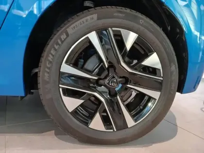 Photo 44 Peugeot 208  Electrique 50 kWh 136ch