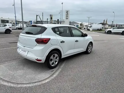 Photo 4 Dacia Sandero  SCe 65