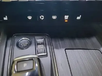 Photo 24 Peugeot 508  SW Hybrid 225 e-EAT8