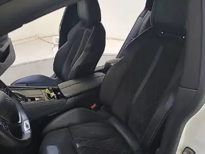 Photo 10 Peugeot 508  SW Hybrid 225 e-EAT8