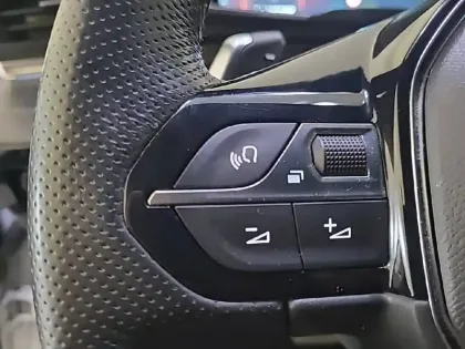 Photo 62 Peugeot 508  SW Hybrid 225 e-EAT8