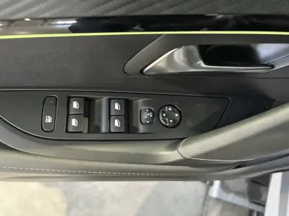 Photo 46 Peugeot 208  Hybrid 145 e-DCS6