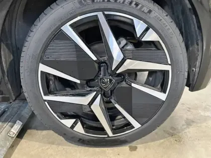 Photo 12 Peugeot 208  Hybrid 145 e-DCS6