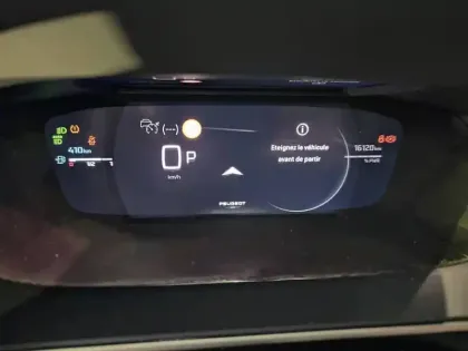 Photo 33 Peugeot 208  Hybrid 145 e-DCS6