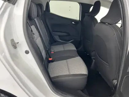 Photo 15 Renault Clio  Blue dCi 100