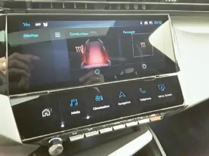 Photo 19 Peugeot 308  Electrique 54 kWh 156ch