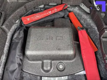 Photo 87 Ford Kuga  2.5 Duratec 190 ch FlexiFuel FHEV E85 Powershift