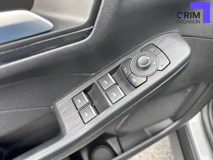 Photo 48 Ford Kuga  2.5 Duratec 190 ch FlexiFuel FHEV E85 Powershift